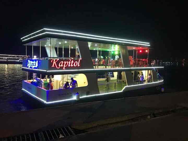 Kapitol dinner cruise